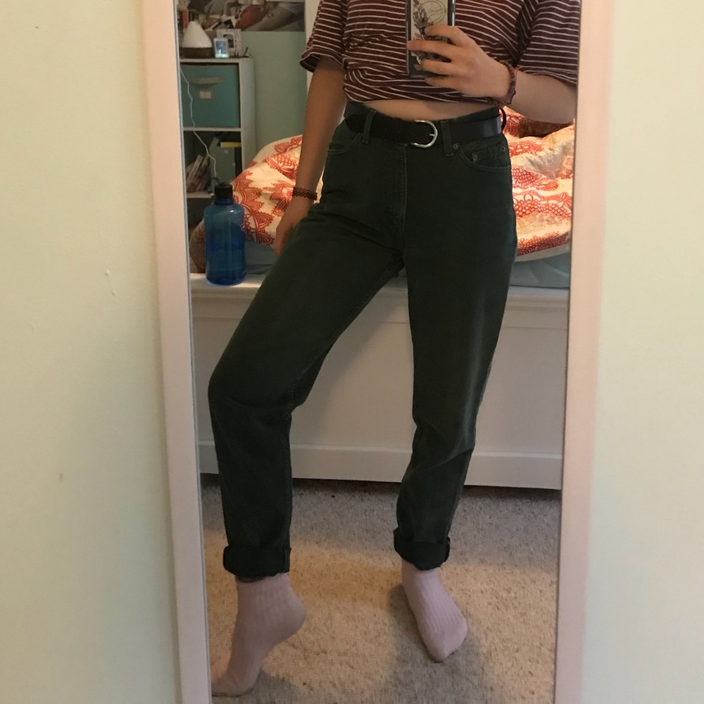 Vintage forest green Levi’s High Waisted Denim